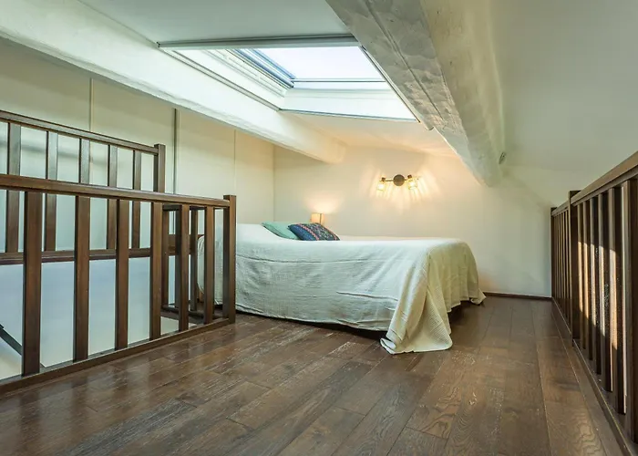 Vieil Duplex Lumineux Vue Imprenable - Climatise 公寓 *